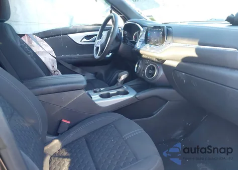 2021 Chevrolet Blazer Awd 2Lt z USA, uszkodzony, nr VIN 3GNKBHR4XMS509610